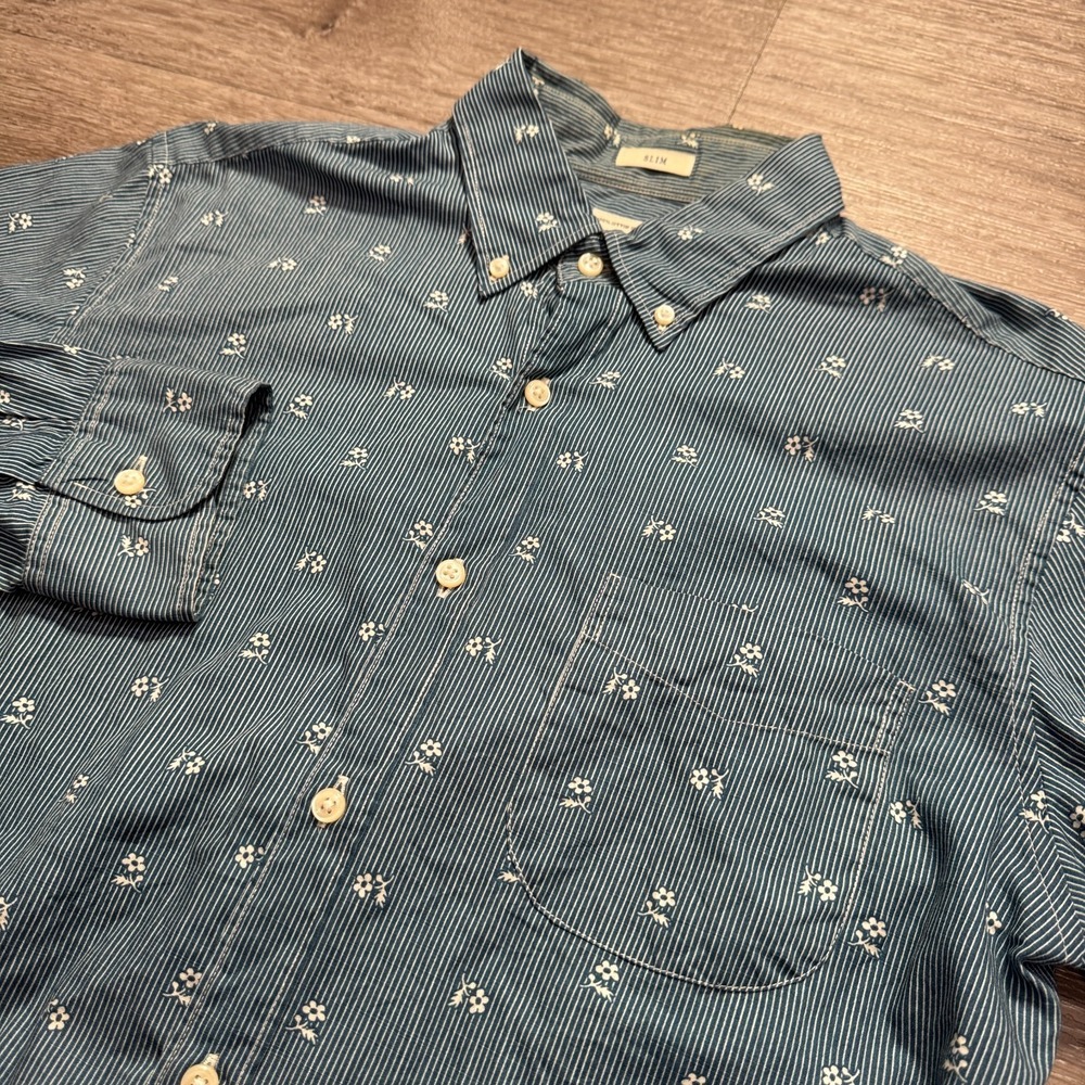 J Crew Shirt Mens Medium Blue Striped Floral Button Down Slim 100% Cotton Pocket